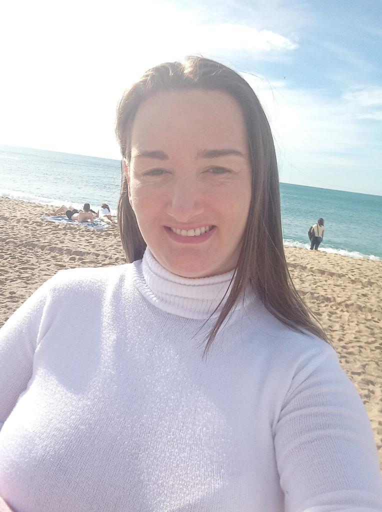655244351: Chica busca chico en Valencia
