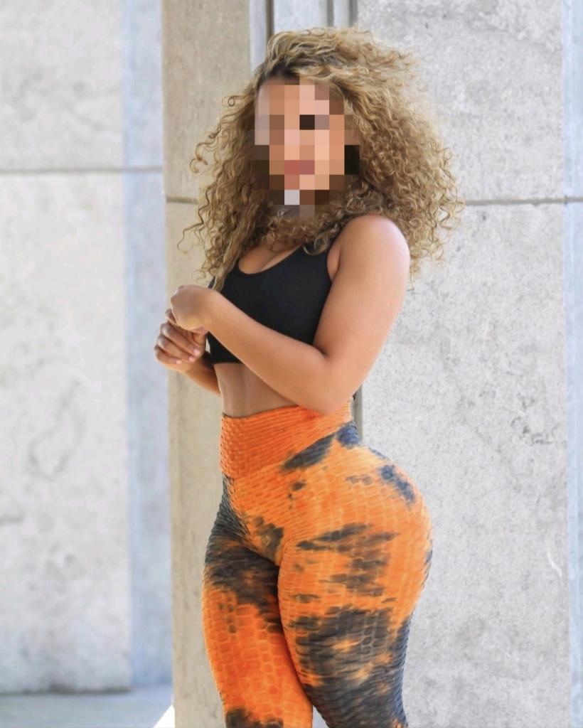 Chica busca chico en Granada: 