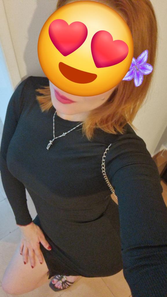 671147459: Chica busca chico en Orense