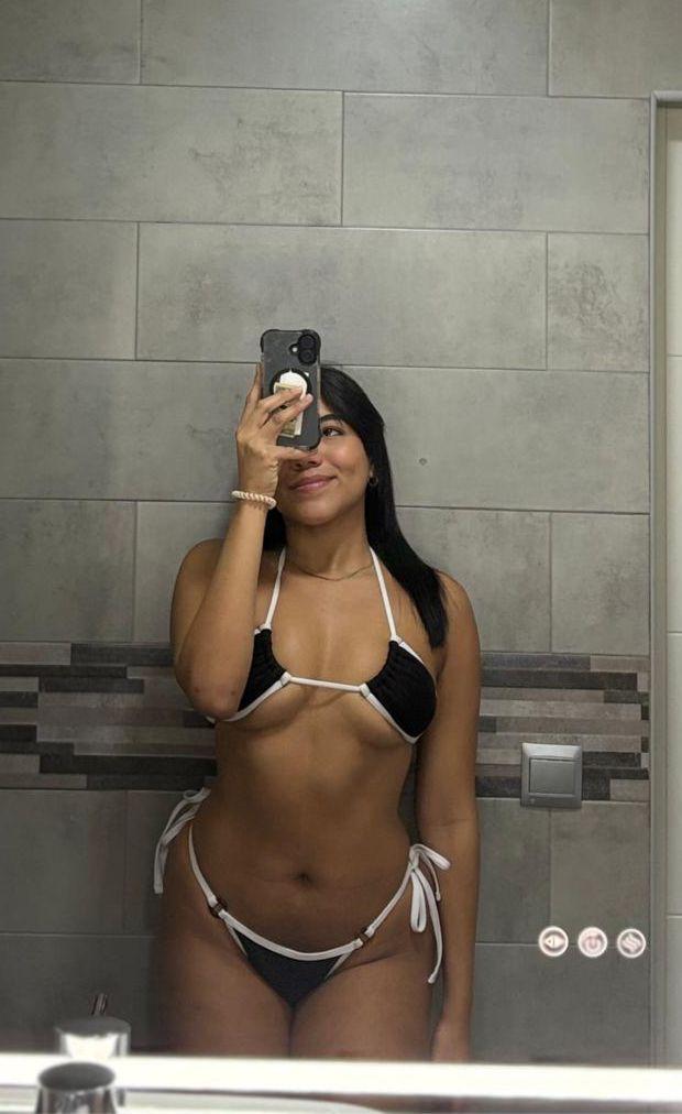 743084430: Chica busca chico en Tenerife