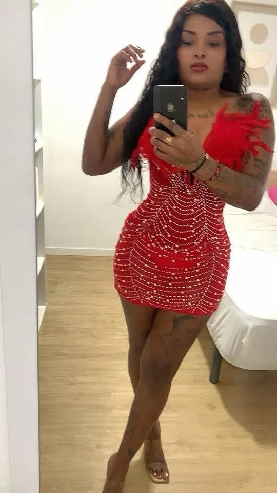 Chica busca chico en Barcelona: 