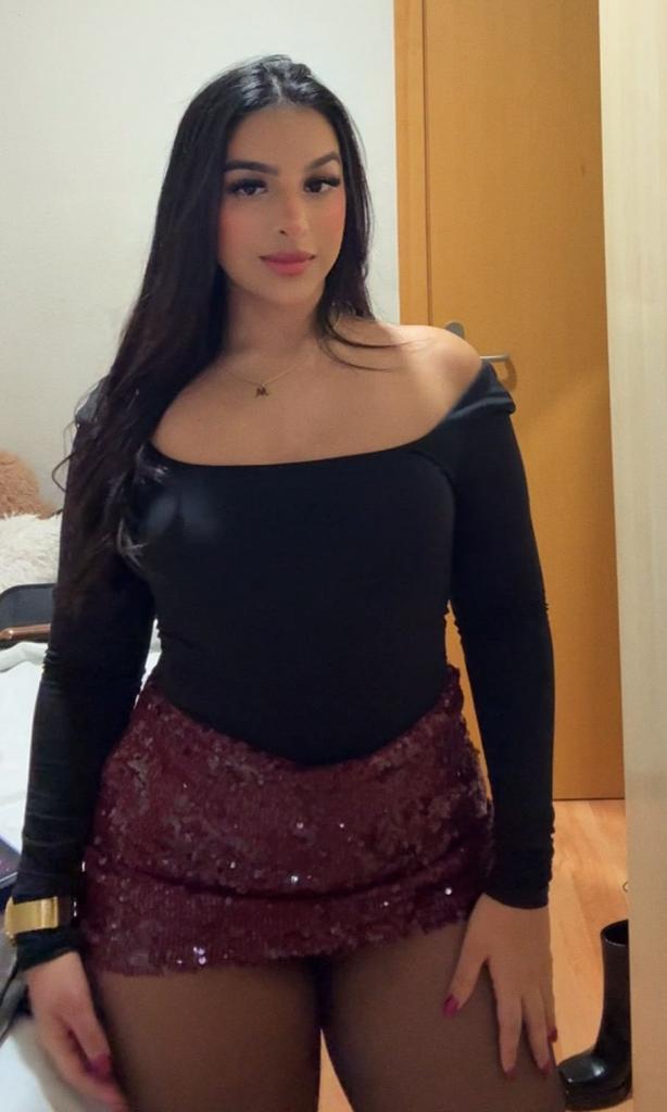 692496803: Chica busca chico en Valencia