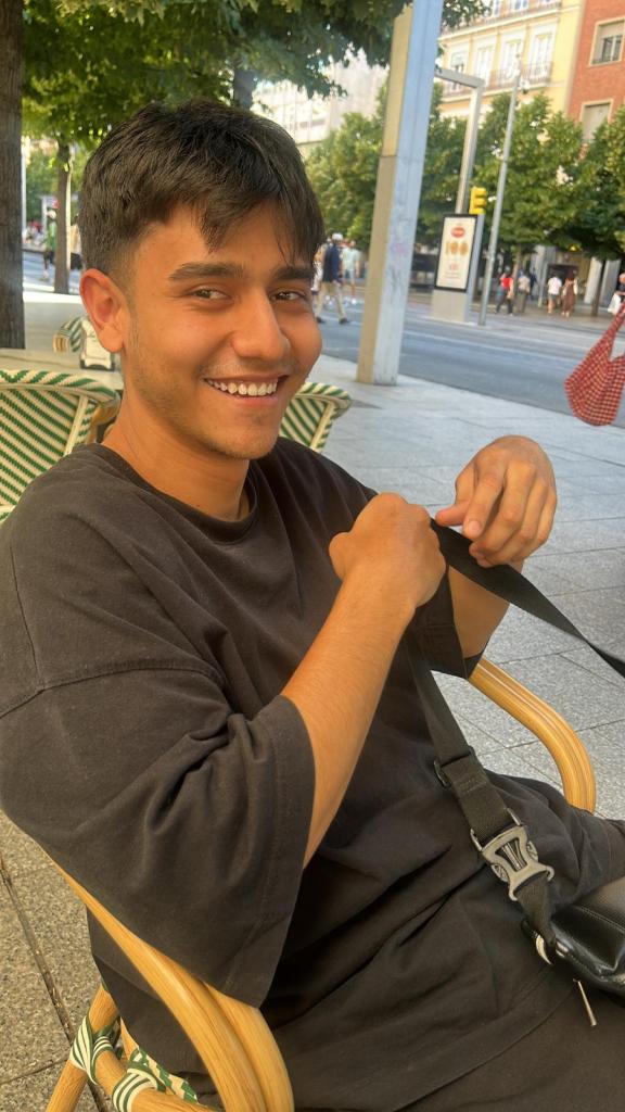 624271559: Chico busca chica en Zaragoza