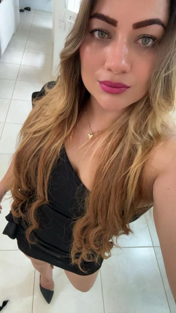 631037396: Chica busca chico en Las Palmas