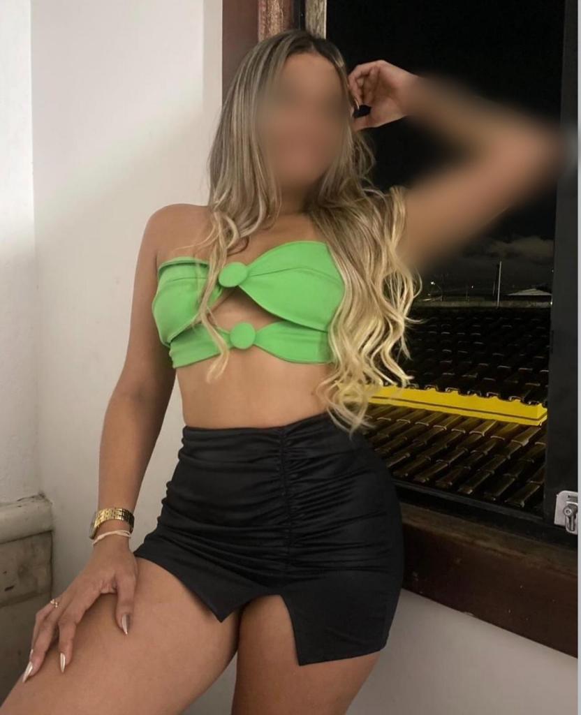 642281201: Chica busca chico en Barcelona