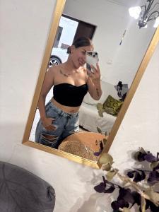 643039082: Chica busca chico en Cádiz