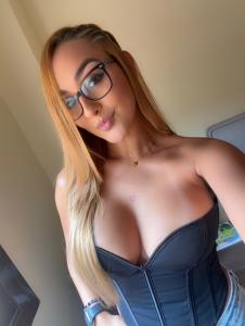 652685241: Chica busca chico en Alicante