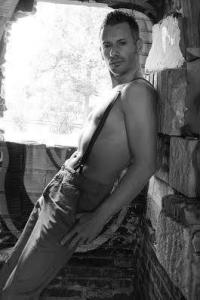 614788609: Chico busca chica en Valladolid