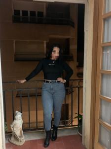 614547243: Chica busca chico en Valencia
