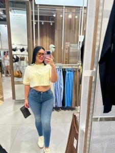 612236533: Chica busca chico en Sevilla