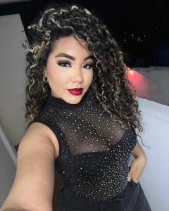 631656903: Chica busca chico en Murcia