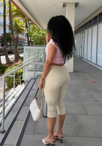 745065343: Chica busca chico en Tenerife