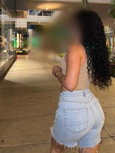 745065343: Chica busca chico en Tenerife