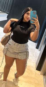 692496803: Chica busca chico en Valencia