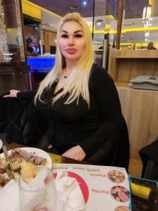 661206481: Chica busca chico en Valencia