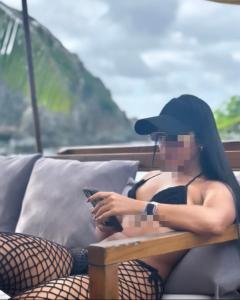 662265382: Chica busca chico en Barcelona