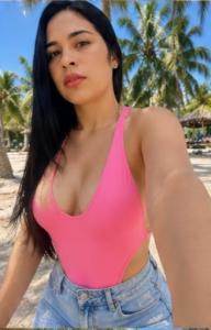604373298: Chica busca chico en La Coruña
