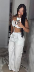 662265382: Chica busca chico en Barcelona