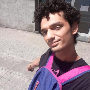 662368160: Chico busca chica en Barcelona