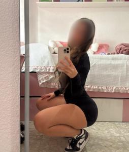 642078833: Chica busca chico en Murcia