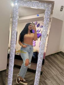 612236533: Chica busca chico en Sevilla