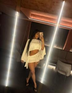 643208133: Chica busca chico en León