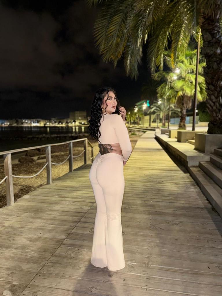 Chica busca chico en Alicante: 