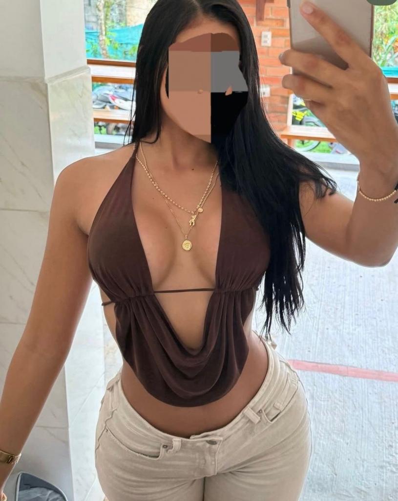 671686735: Chica busca chico en Málaga