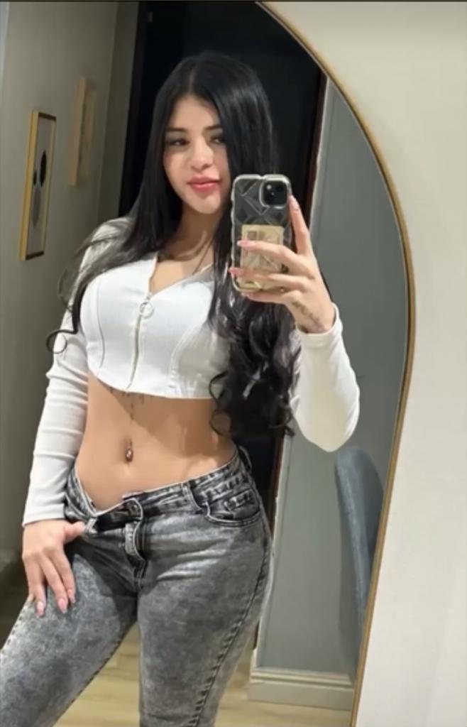 632480428: Chica busca chico en Málaga