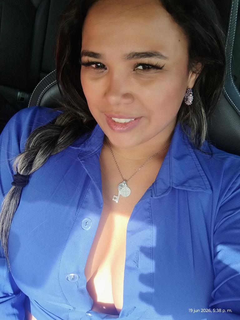 Chica busca chico en Almería: 