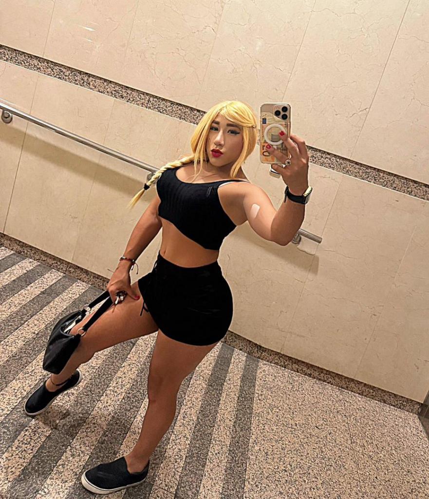 613627854: Transexual en Valladolid