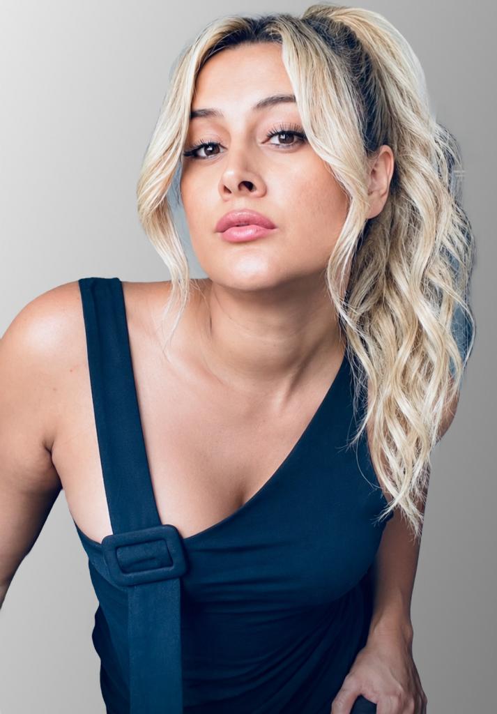 658026286: Chica busca chico en Málaga