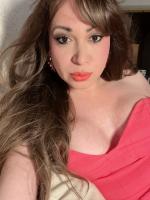 617510100: Chica busca chico en Barcelona