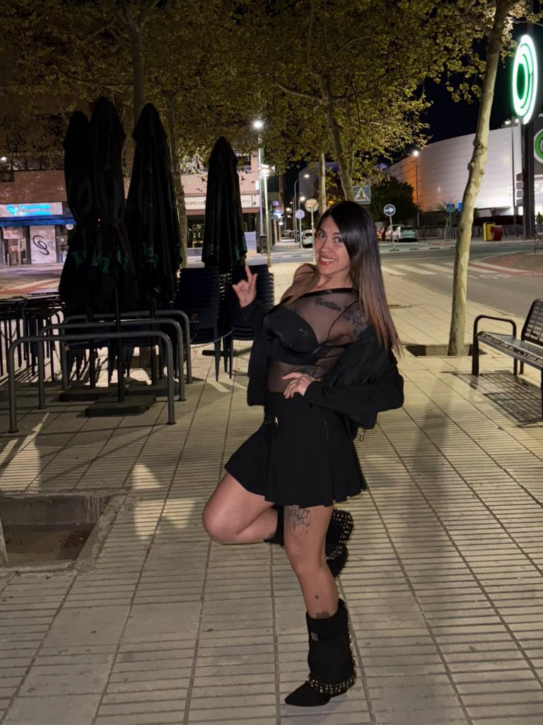 690288855: Chica busca chico en Alicante