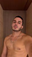 613668633: Chico busca chica en Sevilla