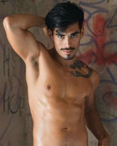 Chico busca chica en Sevilla: Chico busca chica