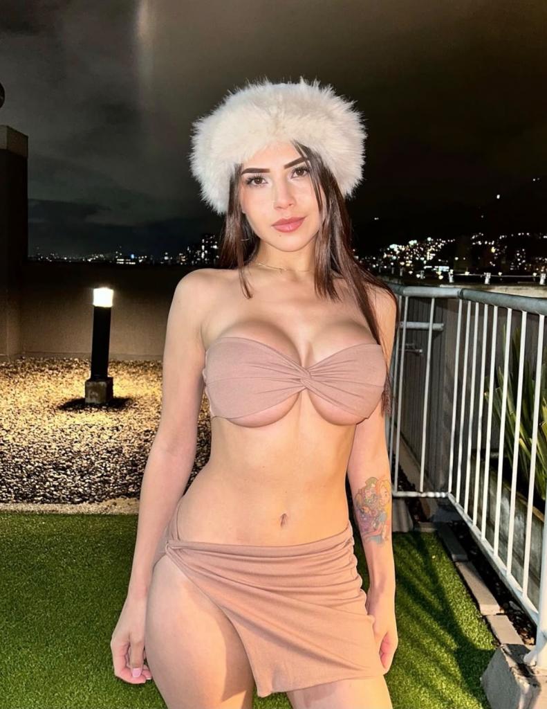 711221949: Chica busca chico en Lugo
