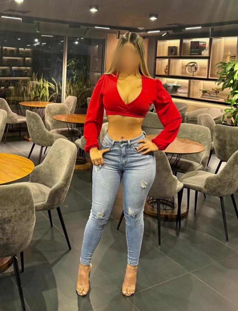Chica busca chico en La Coruña: 