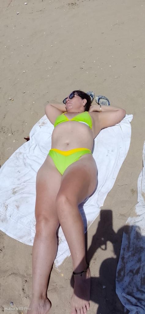 Chica busca chico en Huelva: 