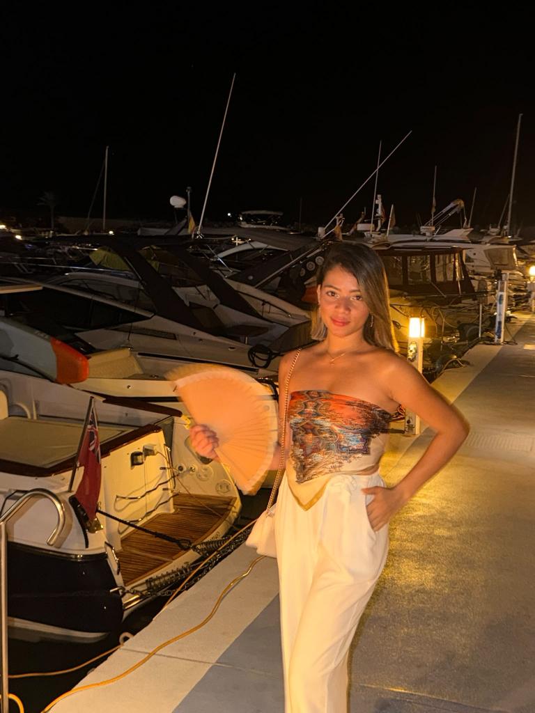 Chica busca chico en Mallorca: Chica busca chico