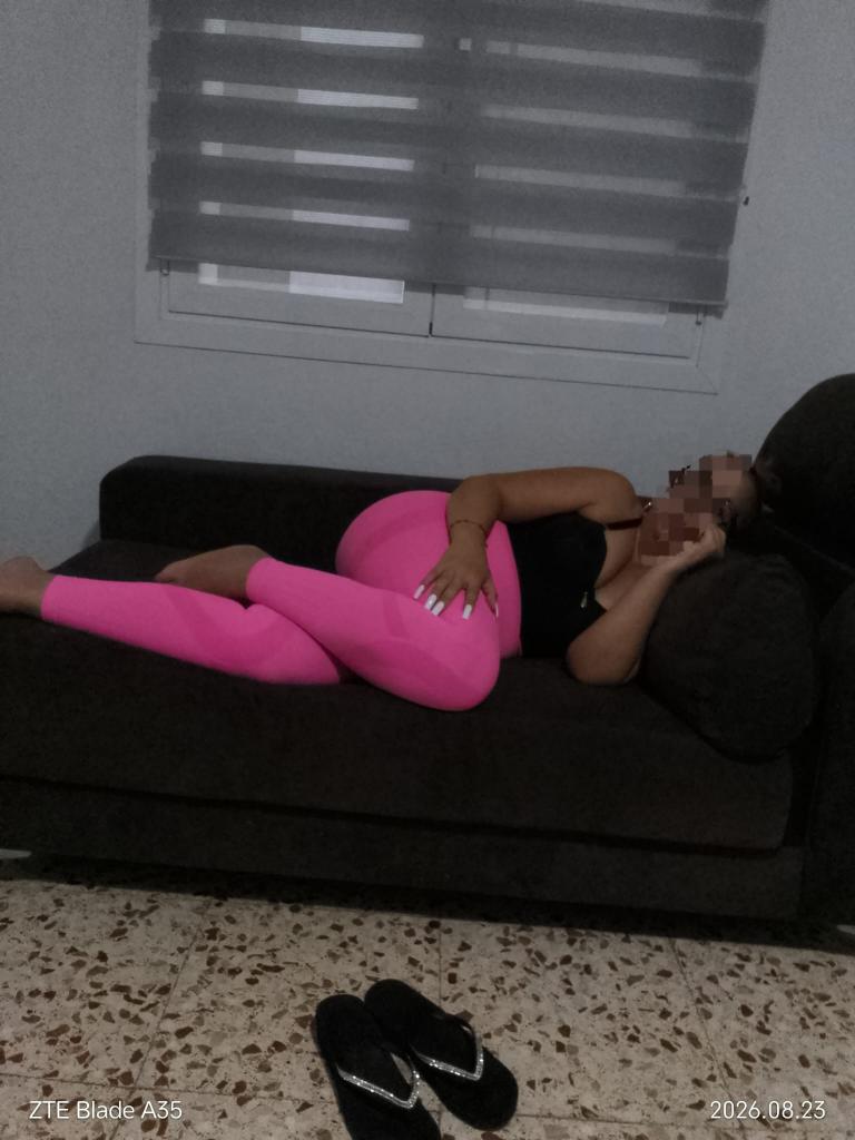 604385873: Chica busca chico en Murcia