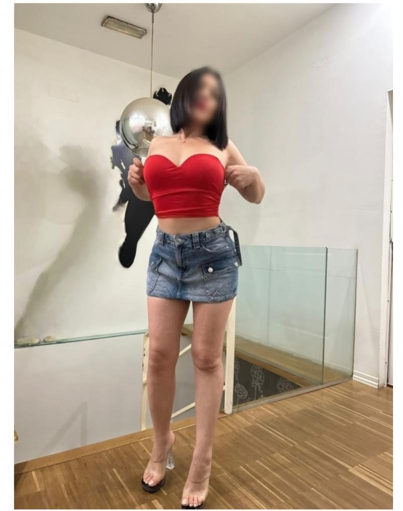 613784356: Chica busca chico en Madrid