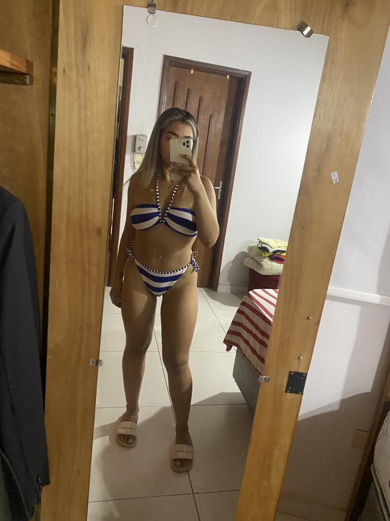 613946059: Chica busca chico en Madrid