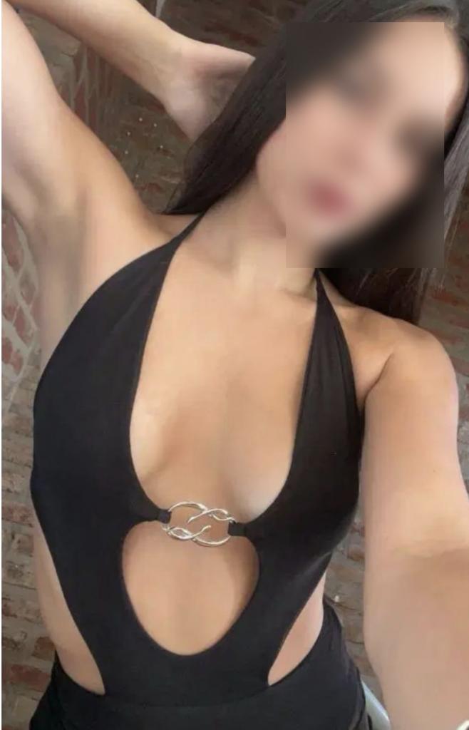 624907783: Chica busca chico en Granada