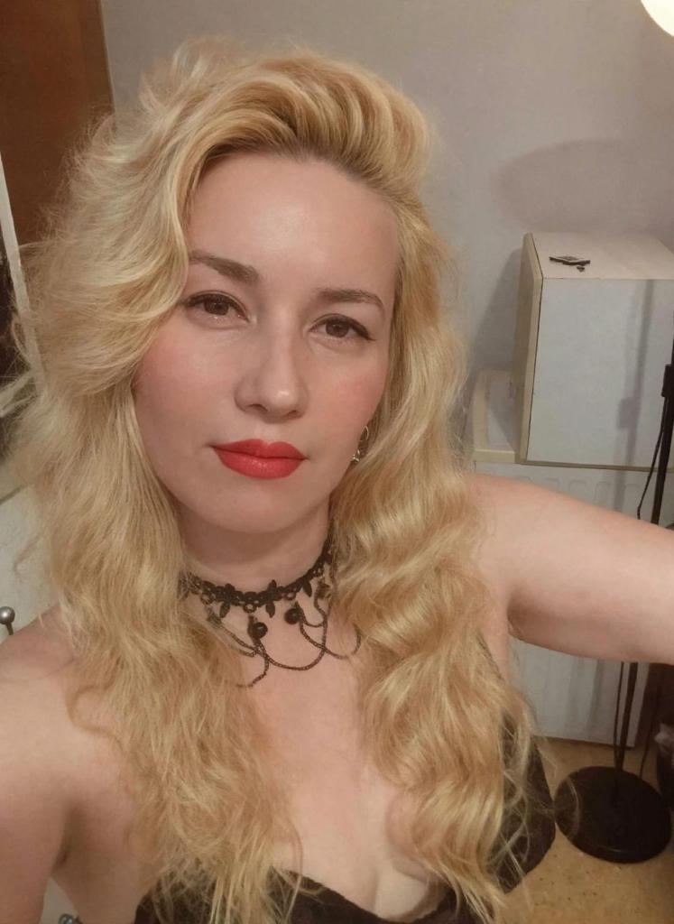 Chica busca chico en Alicante: 