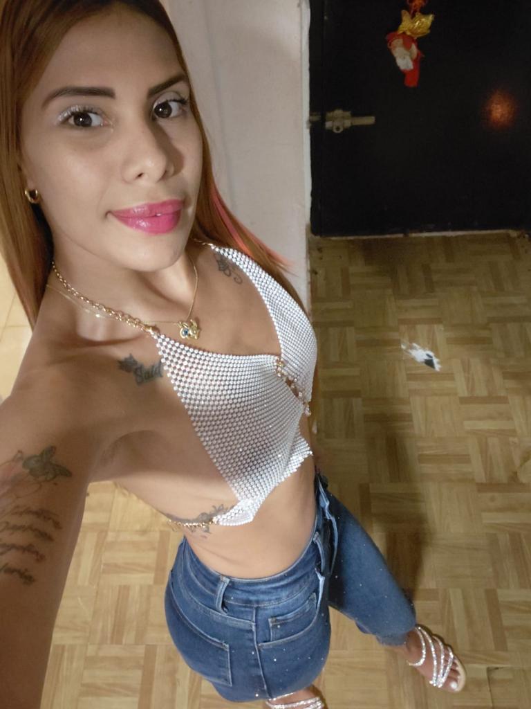 Chica busca chico en Cádiz: 