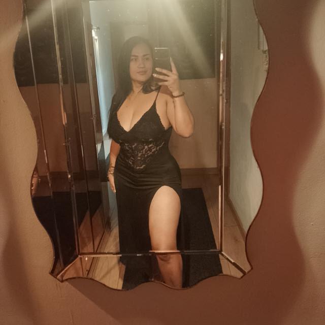627476935: Chica busca chico en Barcelona