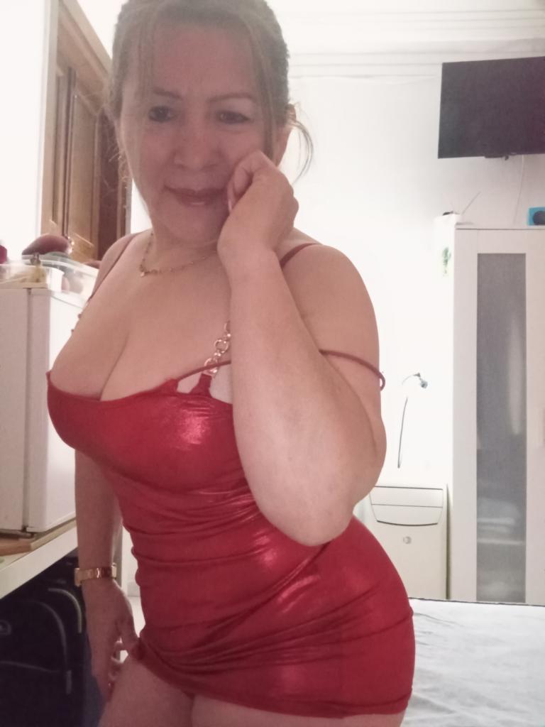 Chica busca chico en Barcelona: 