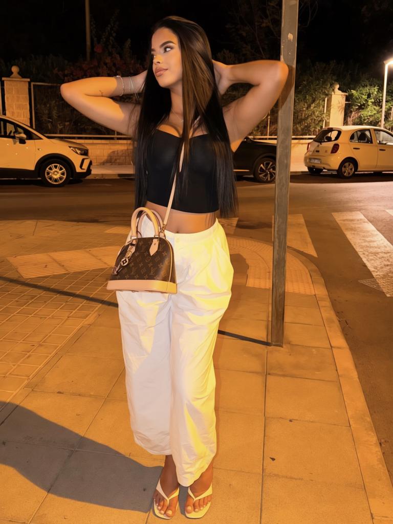 642059891: Chica busca chico en Granada