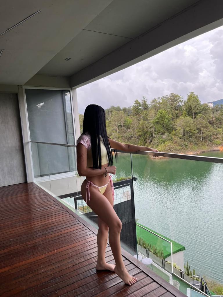 613299462: Chica busca chico en Alicante